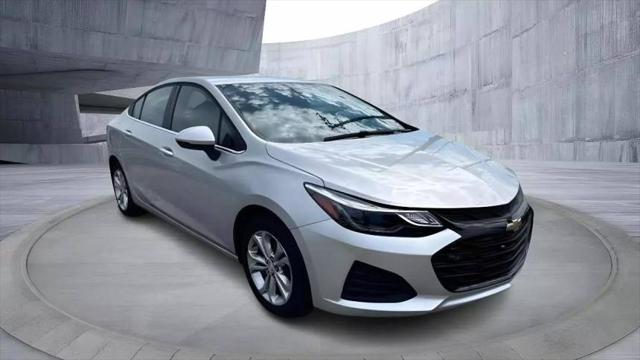 Used 2019 Chevrolet Cruze LT for sale in Houston, TX - 1G1BE5SM0K7133674