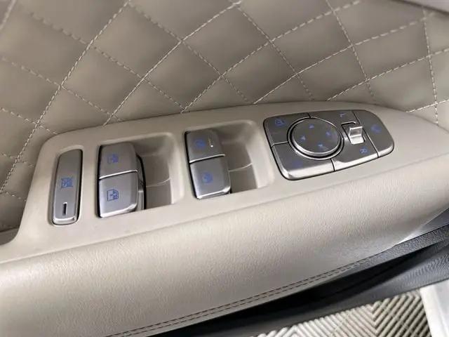 2023 Genesis G70 3.3T RWD