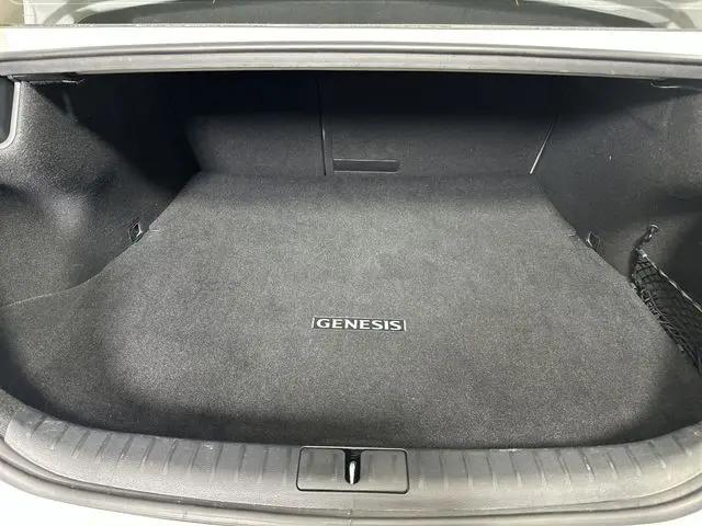 2023 Genesis G70 3.3T RWD