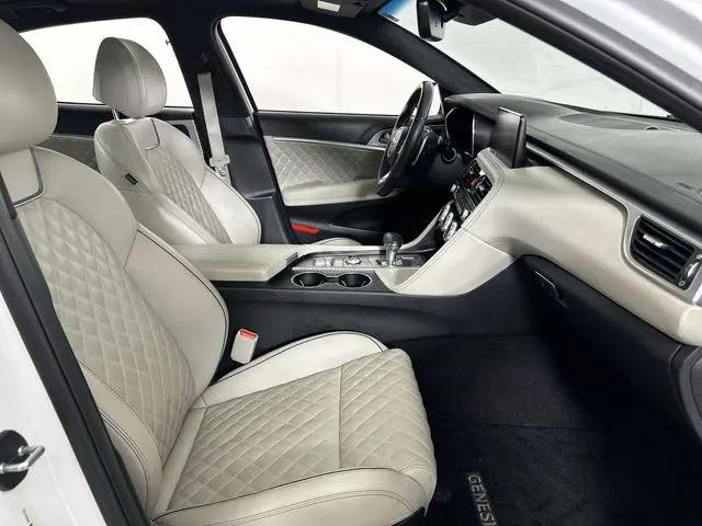 2023 Genesis G70 3.3T RWD