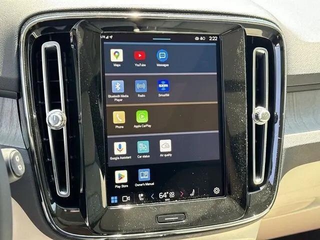2024 Volvo XC40 B5 Plus Bright Theme