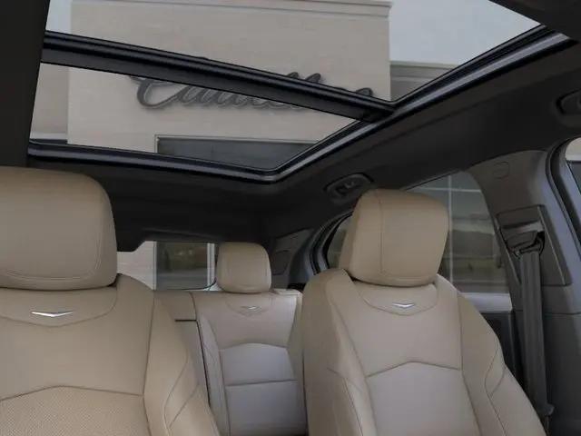 2024 Cadillac XT4 FWD Premium Luxury