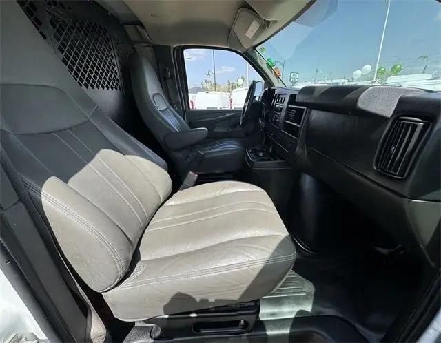 2014 GMC Savana 2500 Work Van