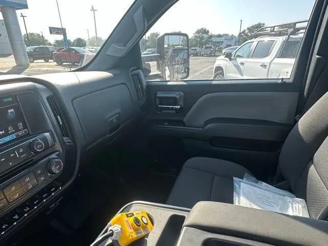 2024 Chevrolet Silverado 6500HD 1WT