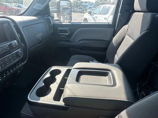 2024 Chevrolet Silverado 6500HD 1WT