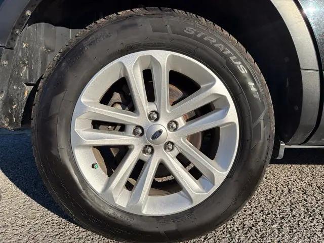 2015 Ford Explorer Base