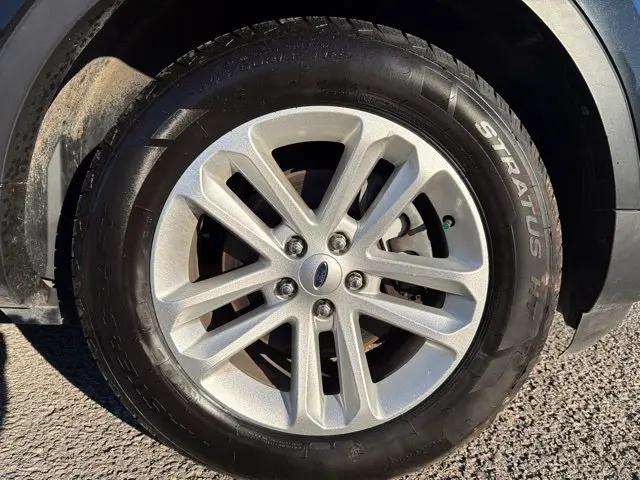 2015 Ford Explorer Base