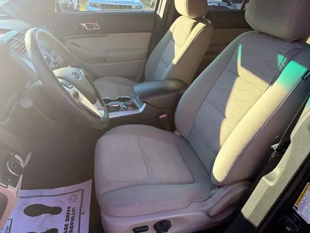 2015 Ford Explorer Base