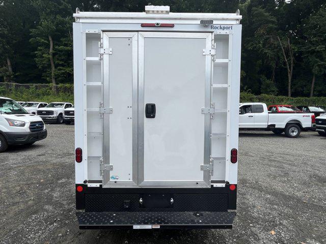 2025 Ford E-350 Cutaway Box Utility