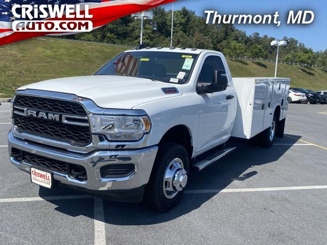 2024 RAM Ram 3500 Chassis Cab RAM 3500 TRADESMAN CHASSIS REGULAR CAB 4X4 84 CA