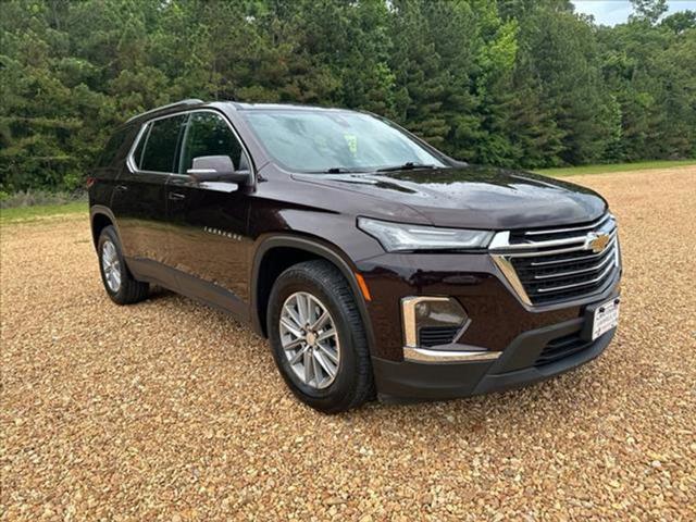 2022 Chevrolet Traverse AWD LT Leather