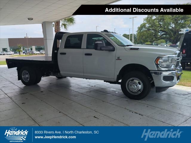 2024 RAM Ram 3500 Chassis Cab RAM 3500 TRADESMAN CREW CAB CHASSIS 4X4 60 CA