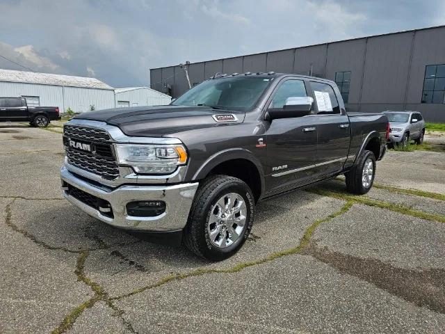 2020 RAM 2500 Limited Crew Cab 4X4 64 Box