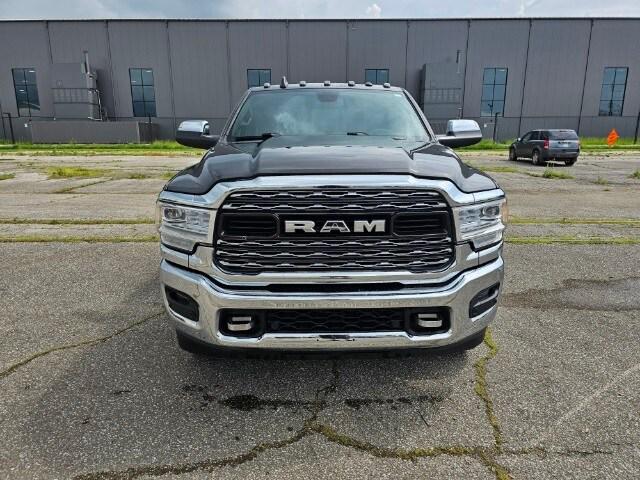 2020 RAM 2500 Limited Crew Cab 4X4 64 Box