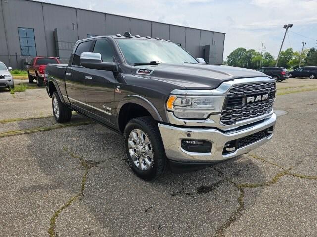 2020 RAM 2500 Limited Crew Cab 4X4 64 Box