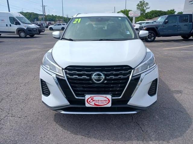 2021 Nissan Kicks SV Xtronic CVT