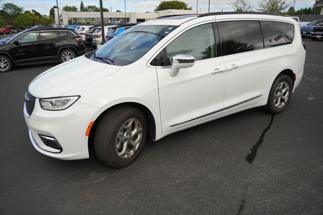 2022 Chrysler Pacifica Limited AWD