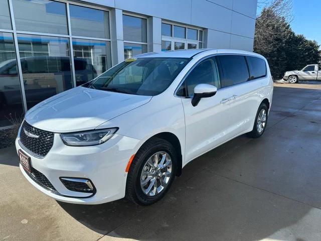 2023 Chrysler Pacifica Touring L AWD