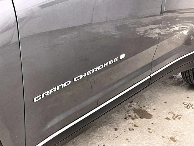 2024 Jeep Grand Cherokee GRAND CHEROKEE LAREDO X 4X4