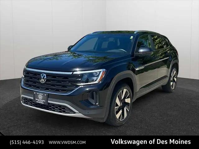 2024 Volkswagen Atlas Cross Sport 2.0T SE w/Technology for sale in Johnston, IA