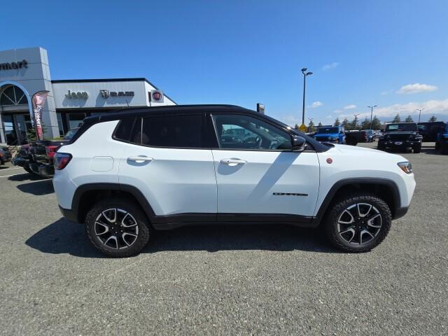 2024 Jeep Compass COMPASS TRAILHAWK 4X4