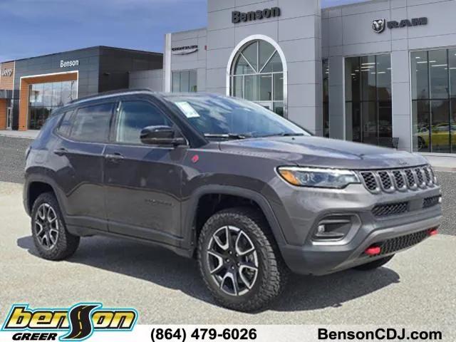 2024 Jeep Compass COMPASS TRAILHAWK 4X4