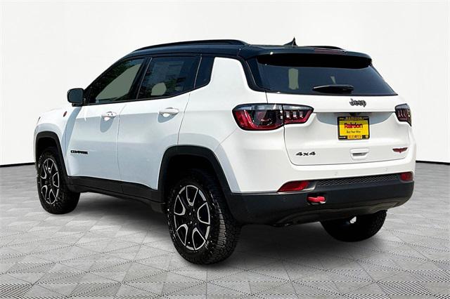 2024 Jeep Compass COMPASS TRAILHAWK 4X4