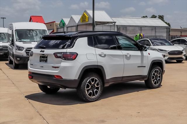 2024 Jeep Compass COMPASS TRAILHAWK 4X4