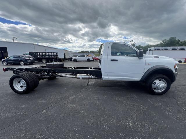 2024 RAM Ram 5500 Chassis Cab RAM 5500 TRADESMAN CHASSIS REGULAR CAB 4X2 120 CA