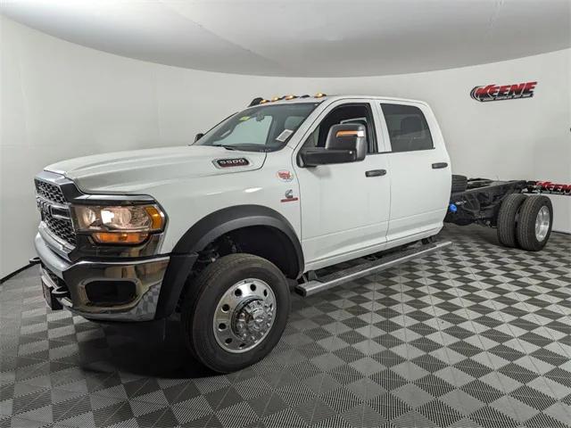 2024 RAM Ram 5500 Chassis Cab RAM 5500 TRADESMAN CHASSIS CREW CAB 4X4 84 CA