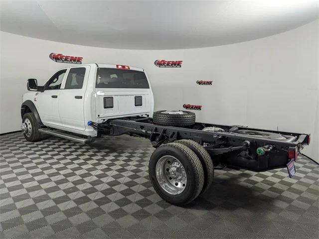 2024 RAM Ram 5500 Chassis Cab RAM 5500 TRADESMAN CHASSIS CREW CAB 4X4 84 CA