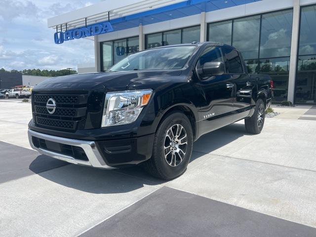 2021 Nissan TITAN Crew Cab SV 4x2