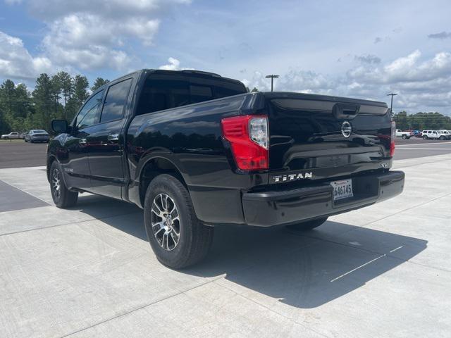 2021 Nissan TITAN Crew Cab SV 4x2