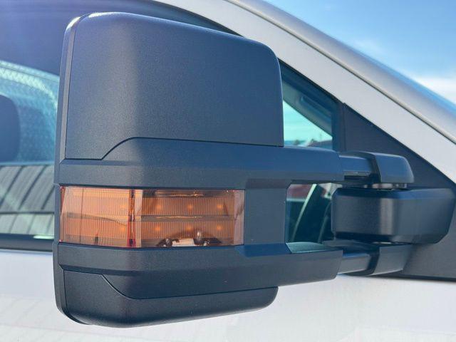 2024 Chevrolet Silverado 6500HD 1WT