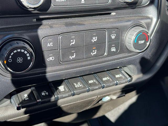2024 Chevrolet Silverado 6500HD 1WT