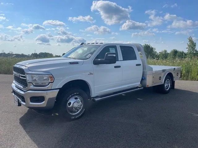 2024 RAM Ram 3500 Chassis Cab RAM 3500 TRADESMAN CREW CAB CHASSIS 4X4 60 CA