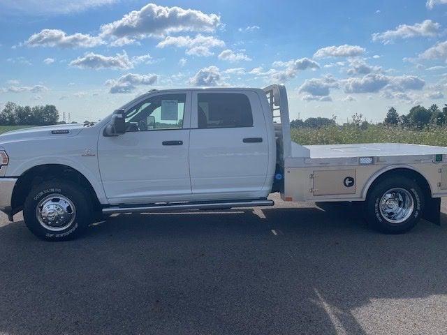 2024 RAM Ram 3500 Chassis Cab RAM 3500 TRADESMAN CREW CAB CHASSIS 4X4 60 CA