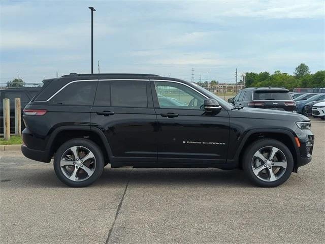 2024 Jeep Grand Cherokee GRAND CHEROKEE LIMITED 4X4