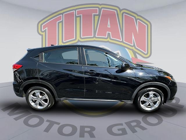 Used 2021 Honda HR-V LX with VIN 3CZRU6H35MM741027 for sale in Ozone Park, NY