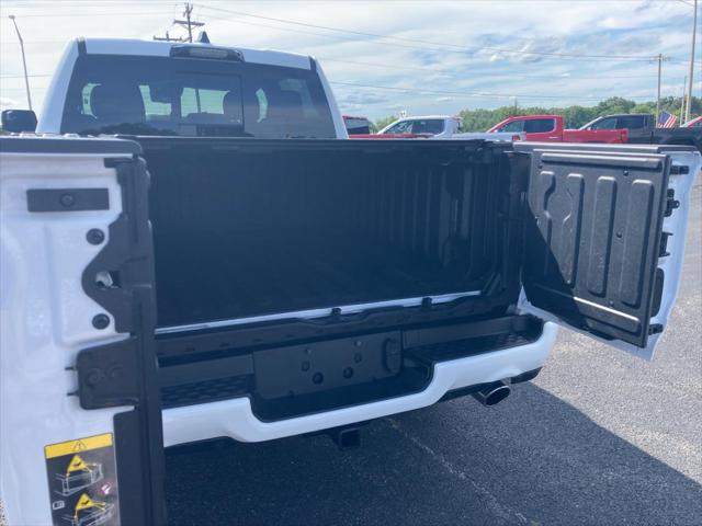 2023 Ram 1500 Limited Crew Cab 4x4 57 Box