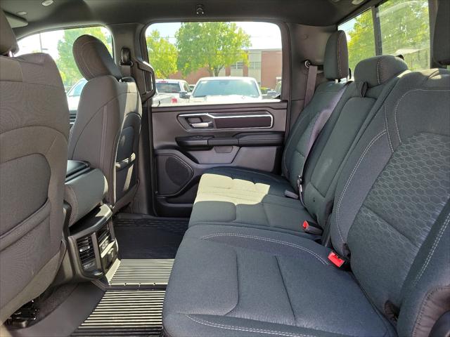 2025 Ram 1500 Big Horn Crew Cab 4x4 6'4" Box