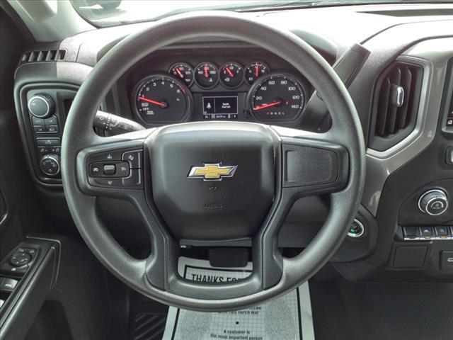 2023 Chevrolet Silverado 1500 4WD Crew Cab Short Bed Custom