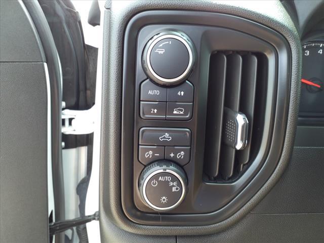 2023 Chevrolet Silverado 1500 4WD Crew Cab Short Bed Custom