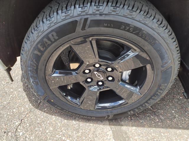 2023 Chevrolet Silverado 1500 4WD Crew Cab Short Bed Custom