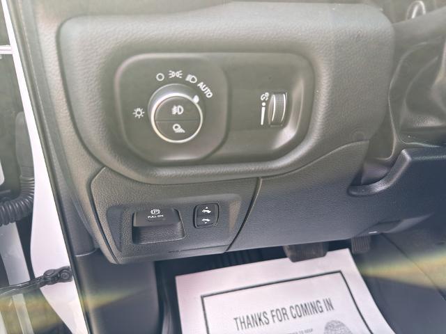 2023 Ram 1500 Big Horn Crew Cab 4x4 5'7" Box