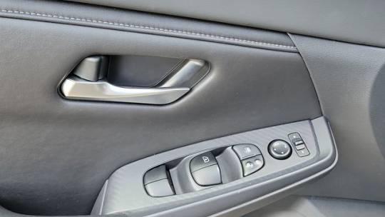 2023 Nissan Sentra SV Xtronic CVT