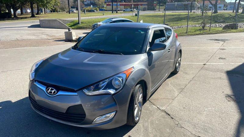 2017 Hyundai Veloster Coupe 3D