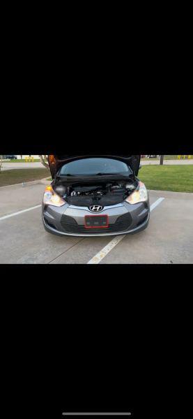 2017 Hyundai Veloster Coupe 3D