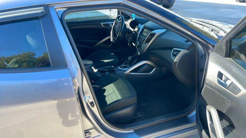 2017 Hyundai Veloster Coupe 3D
