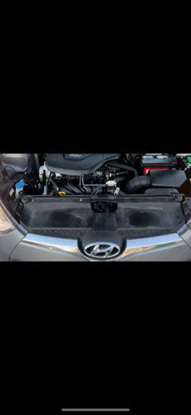 2017 Hyundai Veloster Coupe 3D